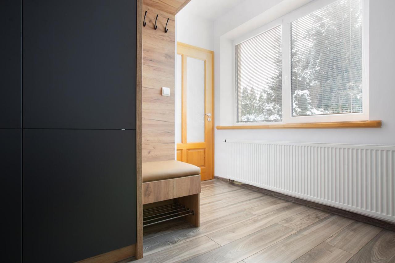 Apartament Z Ogrodem W Centrum Limanowej Limanowa Ngoại thất bức ảnh